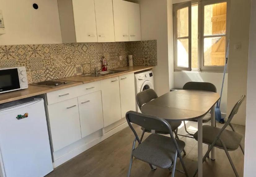 Tres Sympathique Appartement Plein Coeur De Ville Perpignan Exteriör bild